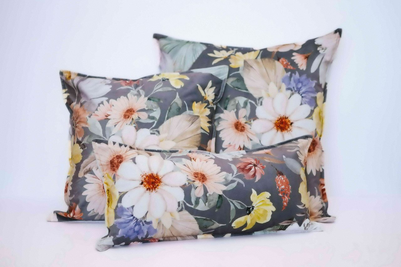 Boho cluster florals